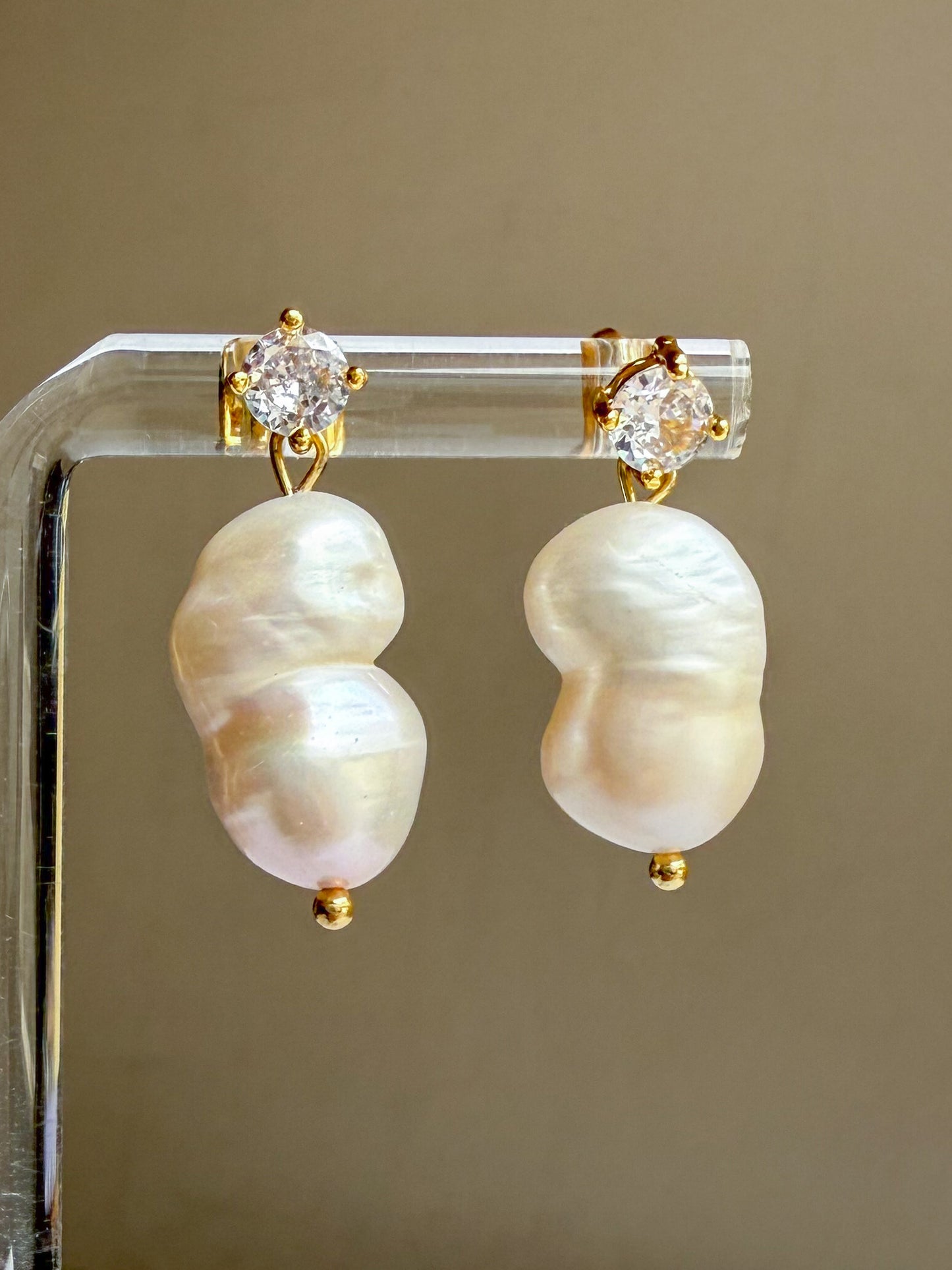 PEANUT Baroque Earrings