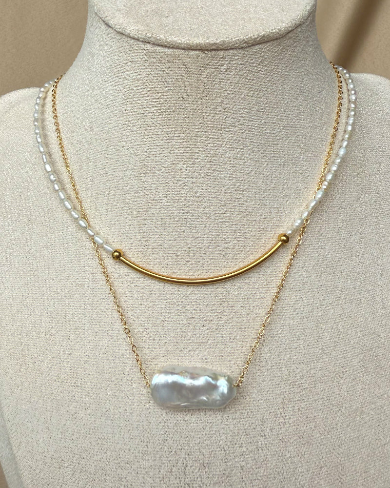 LUMI Floating Stick Pearl Necklace