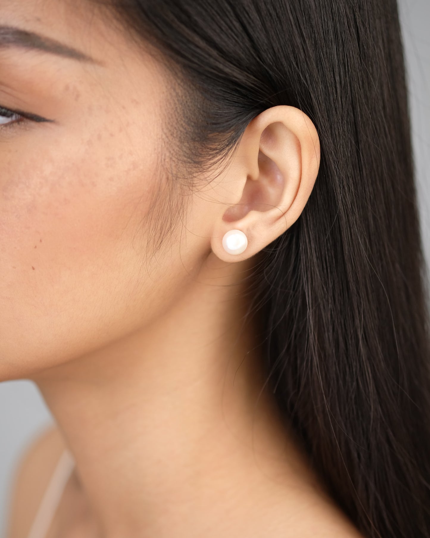 Classic Pearl Studs