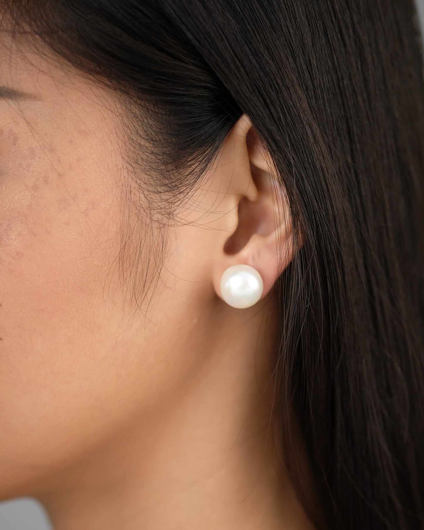 Classic Pearl Studs