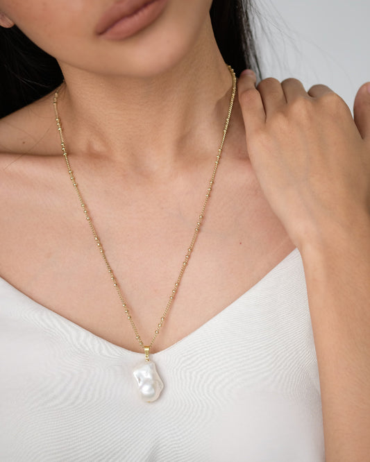 BEATRICE Baroque Necklace