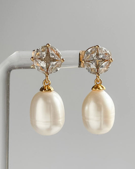 JESSA Sparkly Earrings