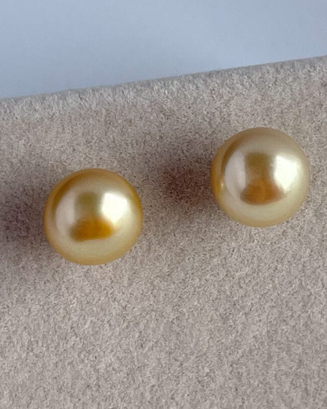 GOLDEN 8mm Studs