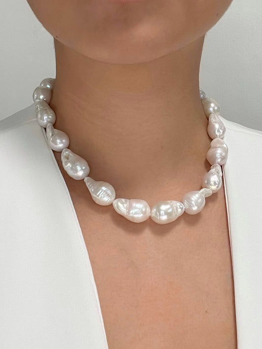 DESIREE 2-way Baroque Necklace