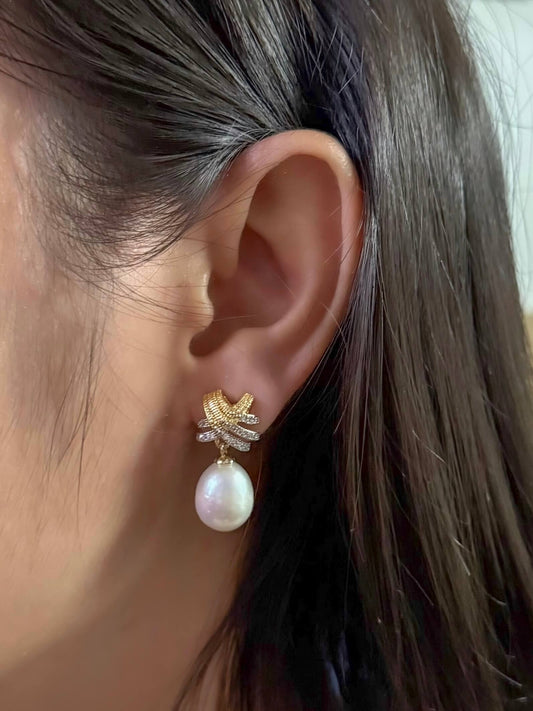 HELENA 2-Toned Earrings