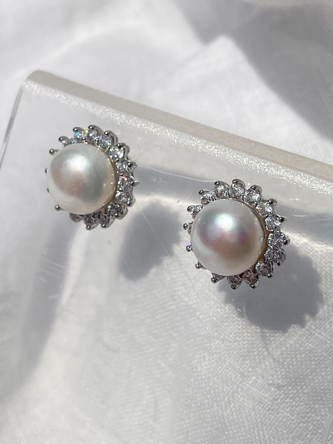 ESTHER Studs