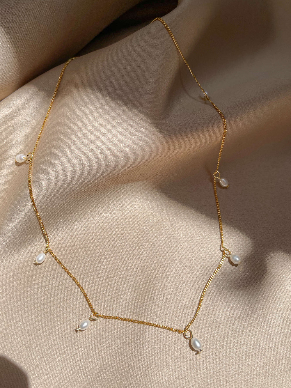 BESS Pearl Drop Choker