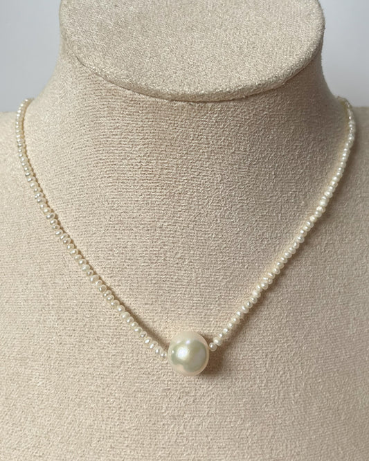 White Mist Pearl Necklace