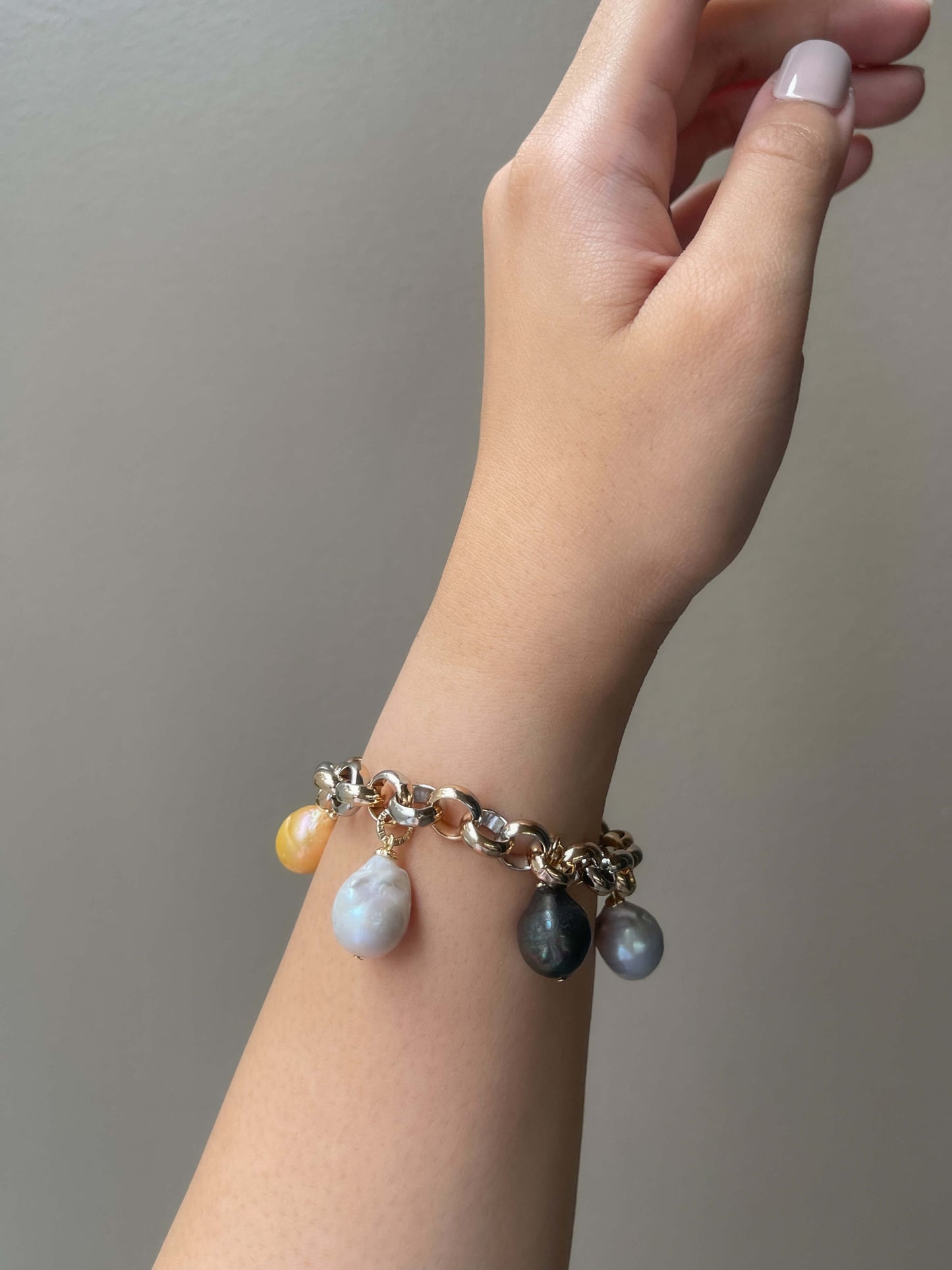 ELIZABETH Chunky Baroque Bracelet