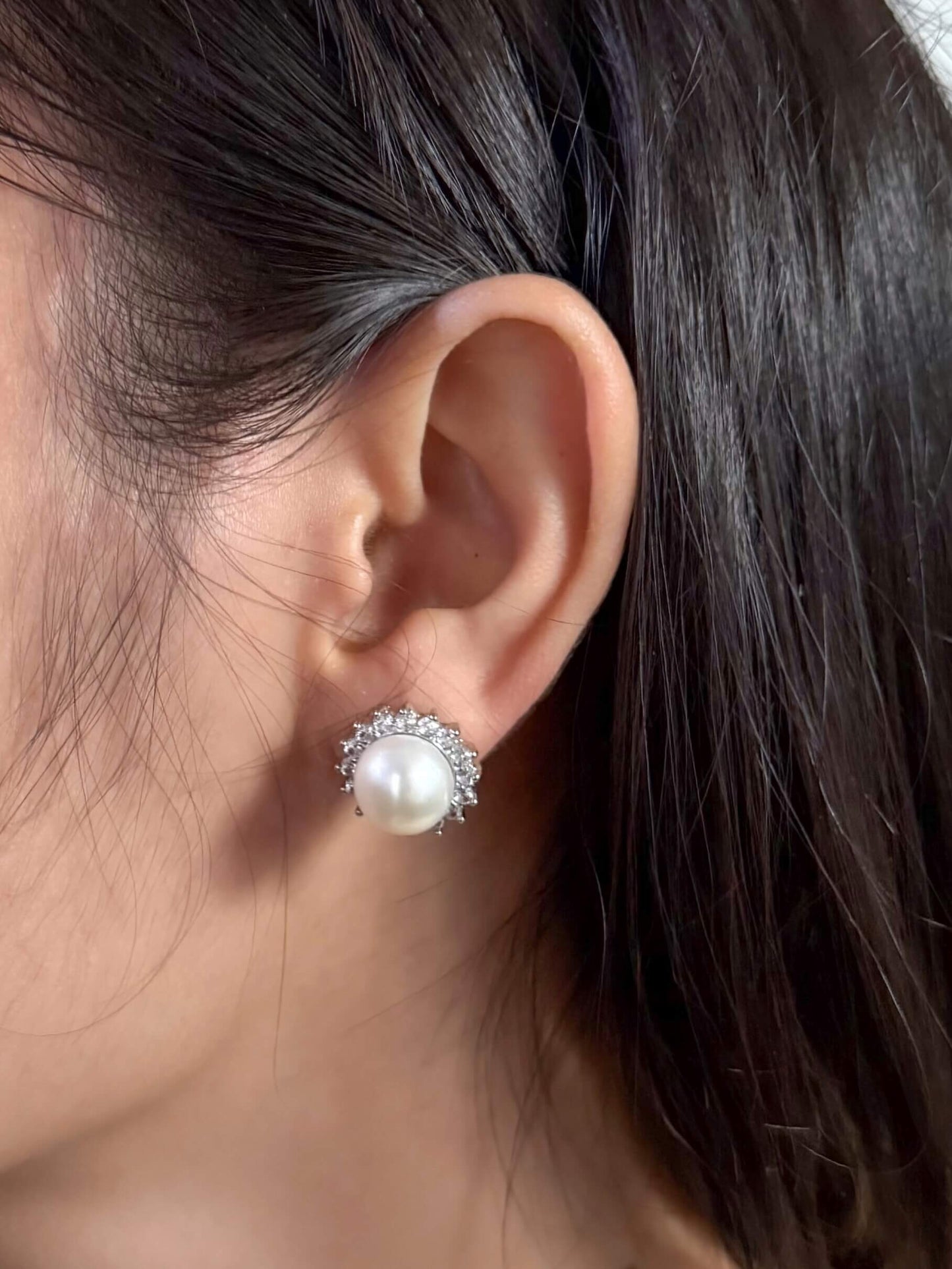 ESTHER Studs
