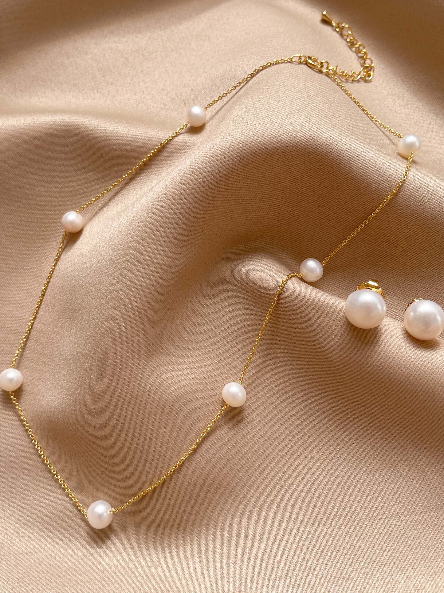 DENISE Station Necklace and Bracelet